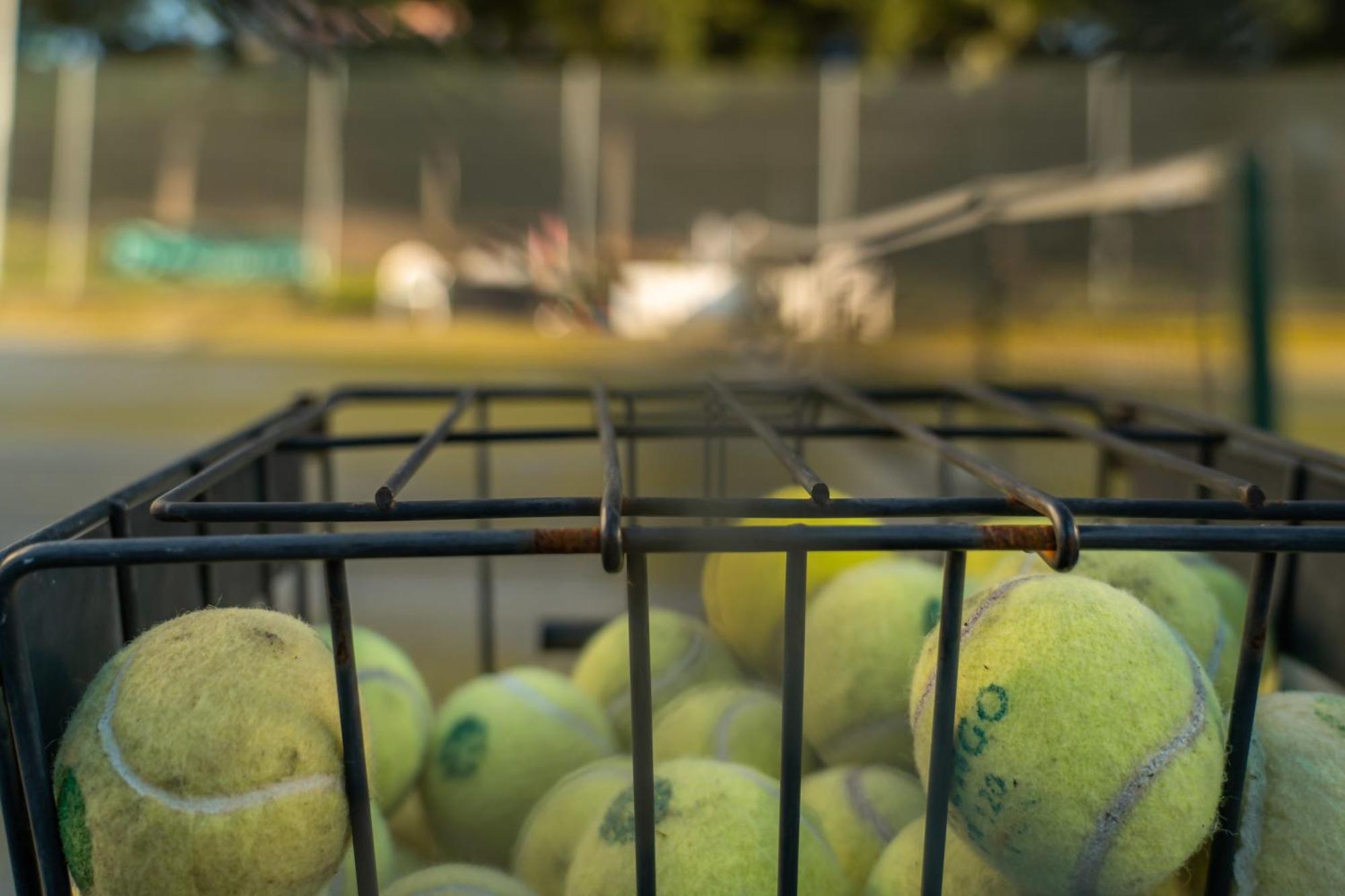 Apart T3 Com Piscina Tenis Ginasio E Parq Infant Лиссабон Экстерьер фото
