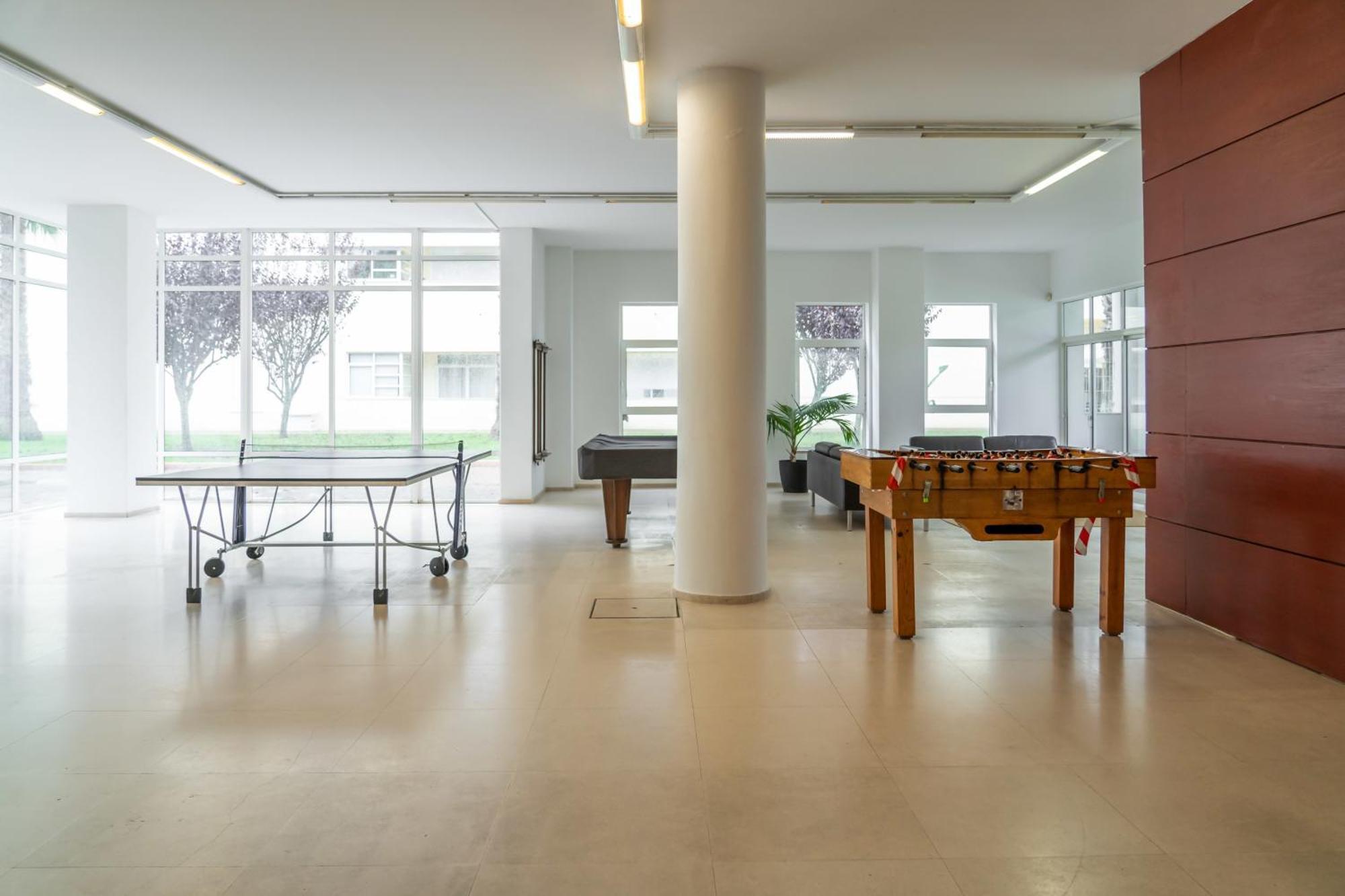 Apart T3 Com Piscina Tenis Ginasio E Parq Infant Лиссабон Экстерьер фото